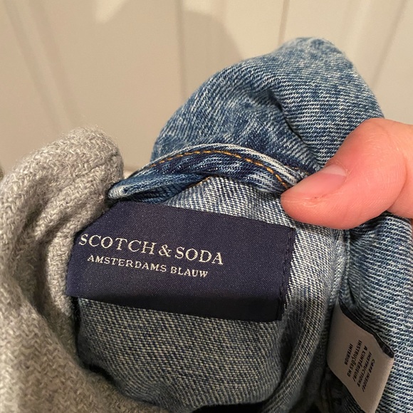 Scotch & Soda Denim jacket with built in scarf - Picture 9 of 10